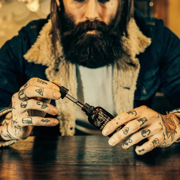 Cpt. Fawcett — Booze & Baccy Travel Size Beard Oil – Obrázok 2